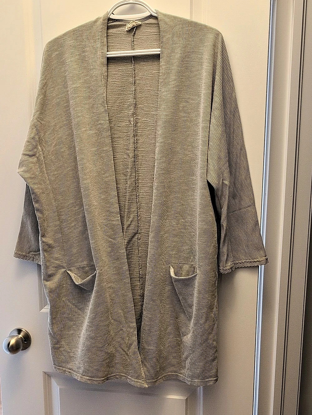 Doni Striped Open Front Cardigan in Gray & White